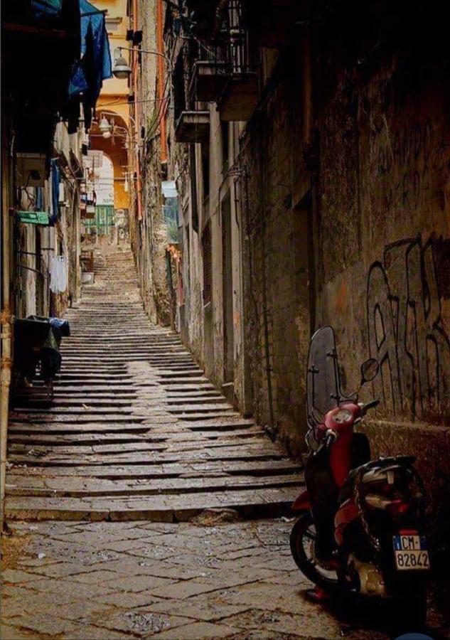 Napoli&Love Apartment Bovio Centro Storico Zewnętrze zdjęcie